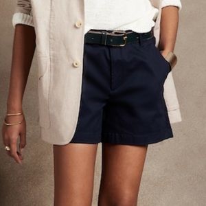 Classic Chino Shorts in Navy